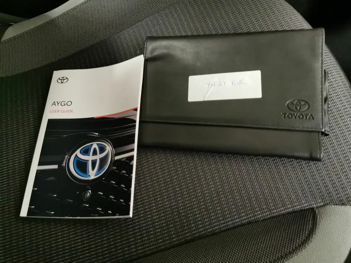 2021-toyota-aygo-10-vvt-i-x-play-tss-big-36