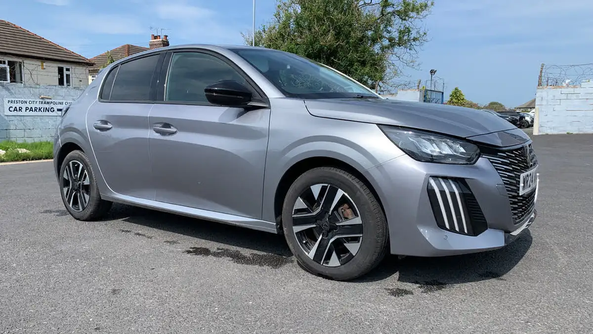 2024-peugeot-208-12-puretech-allure-big-47