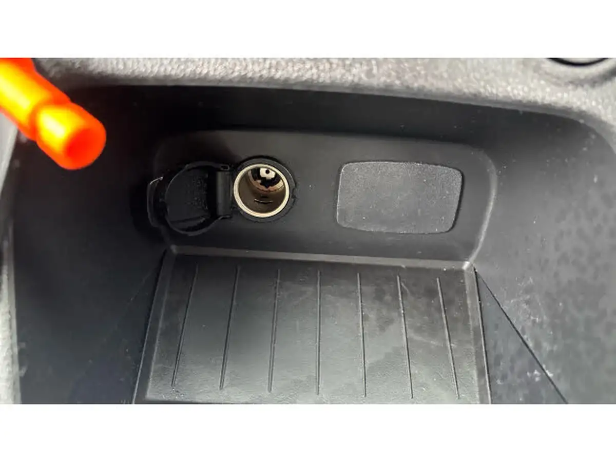2019-renault-captur-09-tce-iconic-big-37