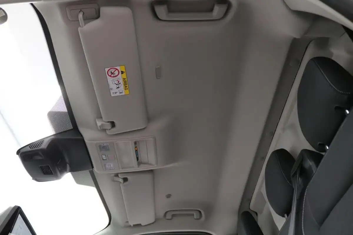 2024-ford-transit-custom-20tdci-320-l1h1-limited-136pseu6e-panel-van-1996cc-auto-big-28