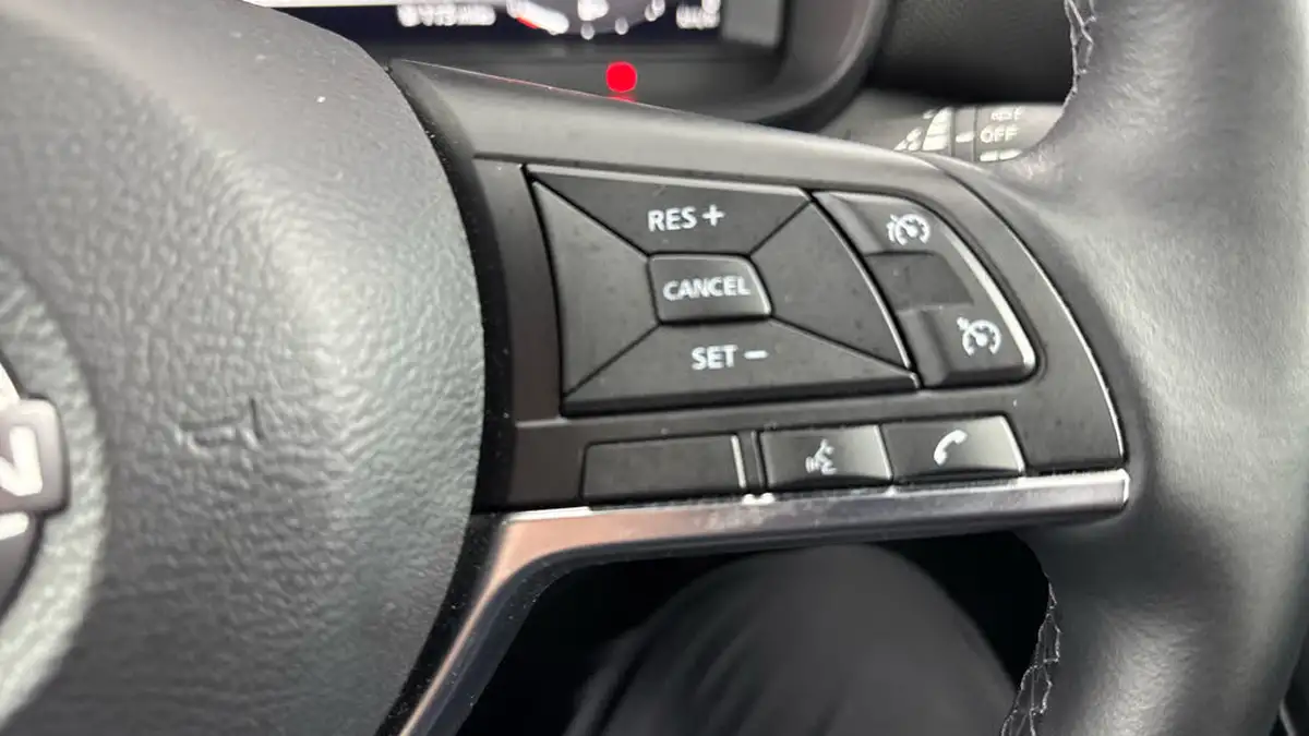2024-nissan-juke-10-dig-t-n-connecta-big-25