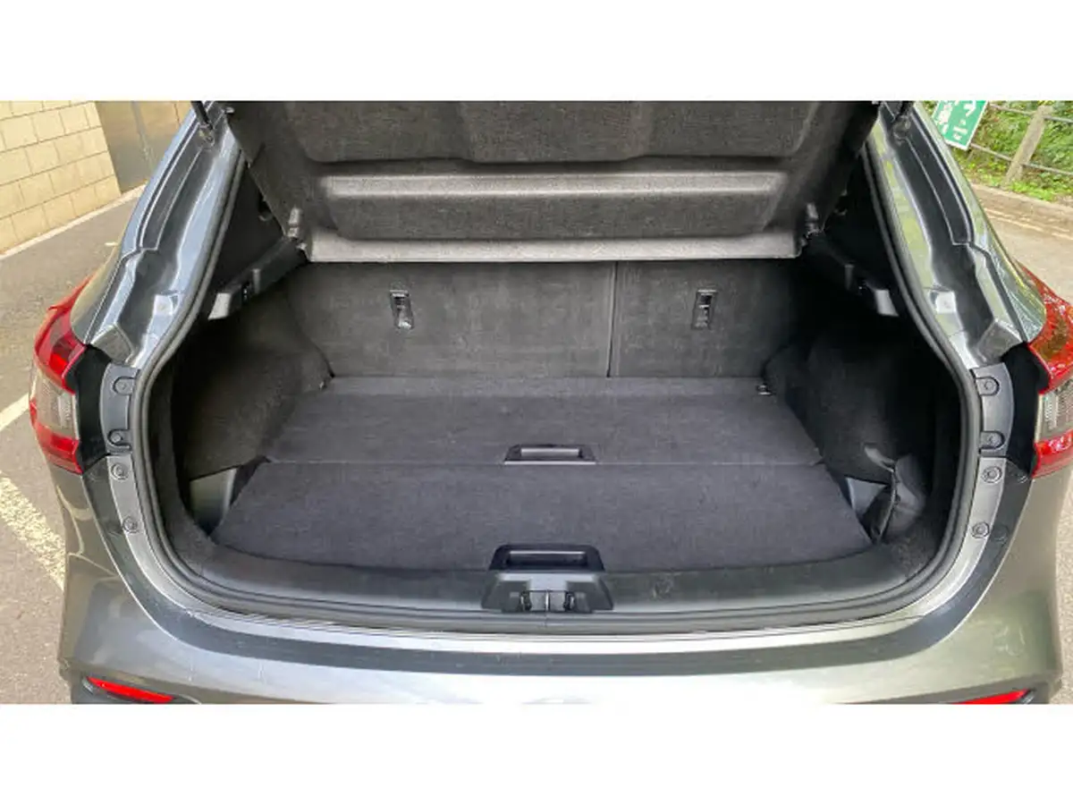 2019-nissan-qashqai-13-dig-t-n-connecta-140ps-big-3