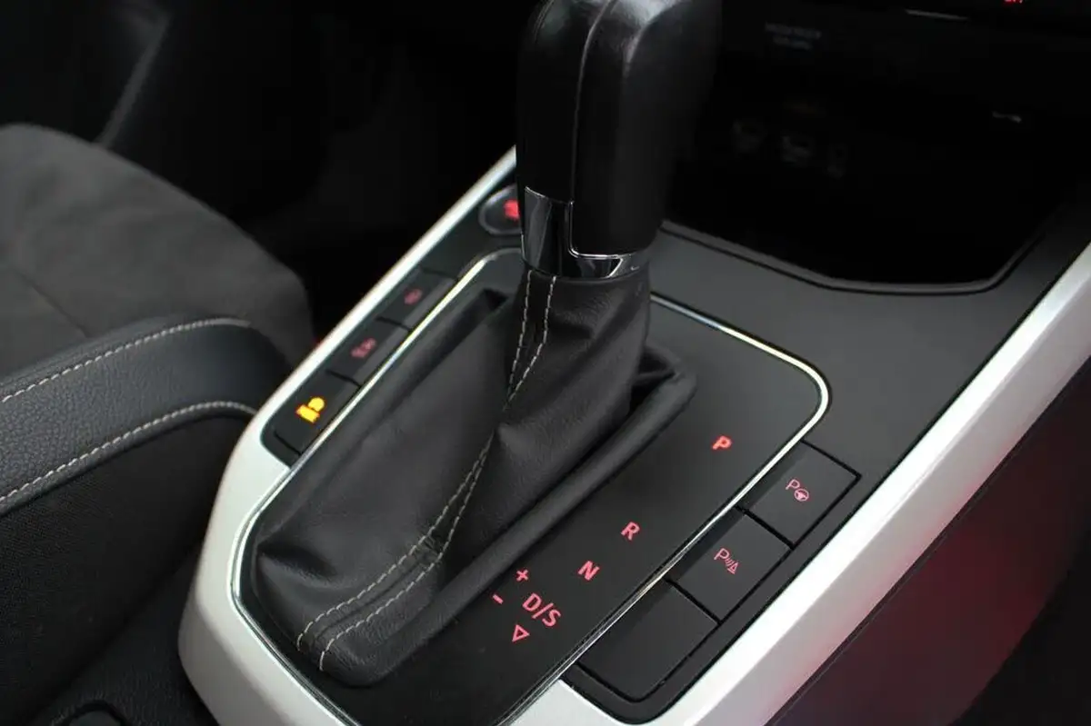 2019-seat-arona-10-tsi-xcellence-lux-dsg-big-16