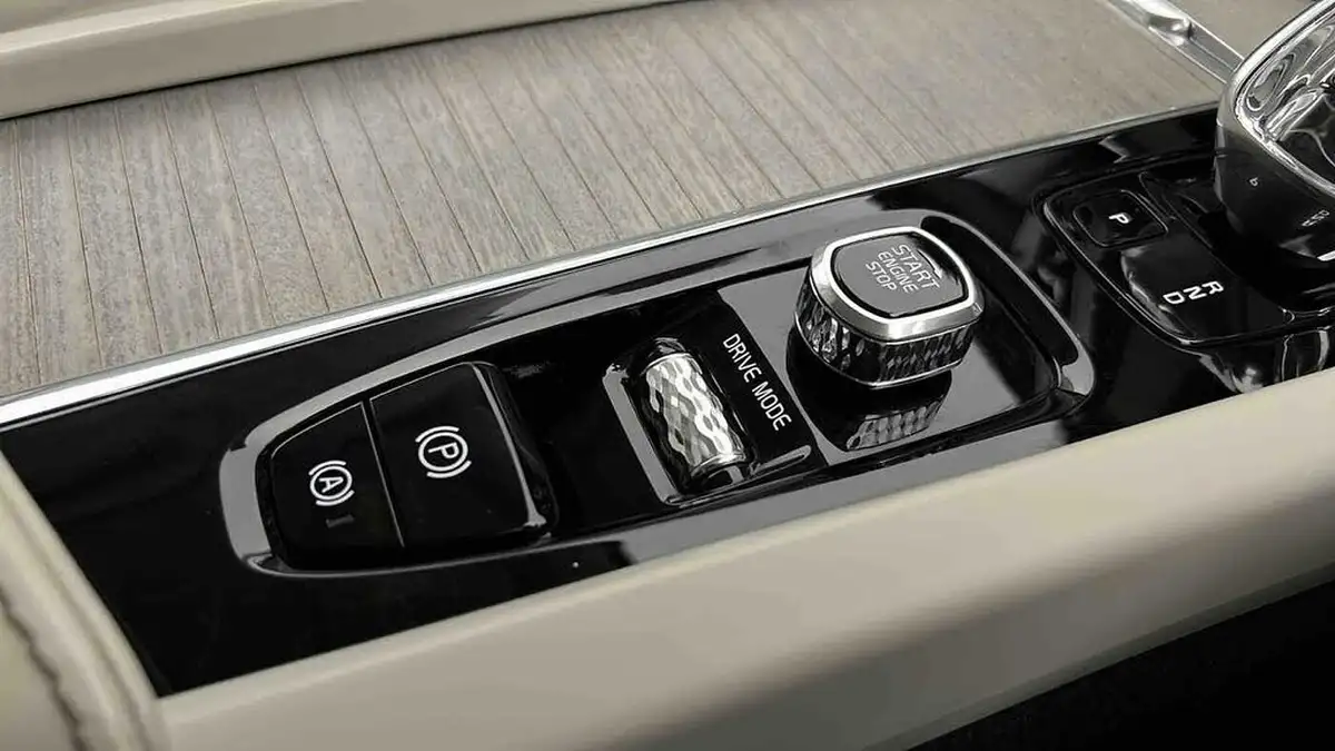2020-volvo-xc60-20td-b4-inscription-expression-big-49