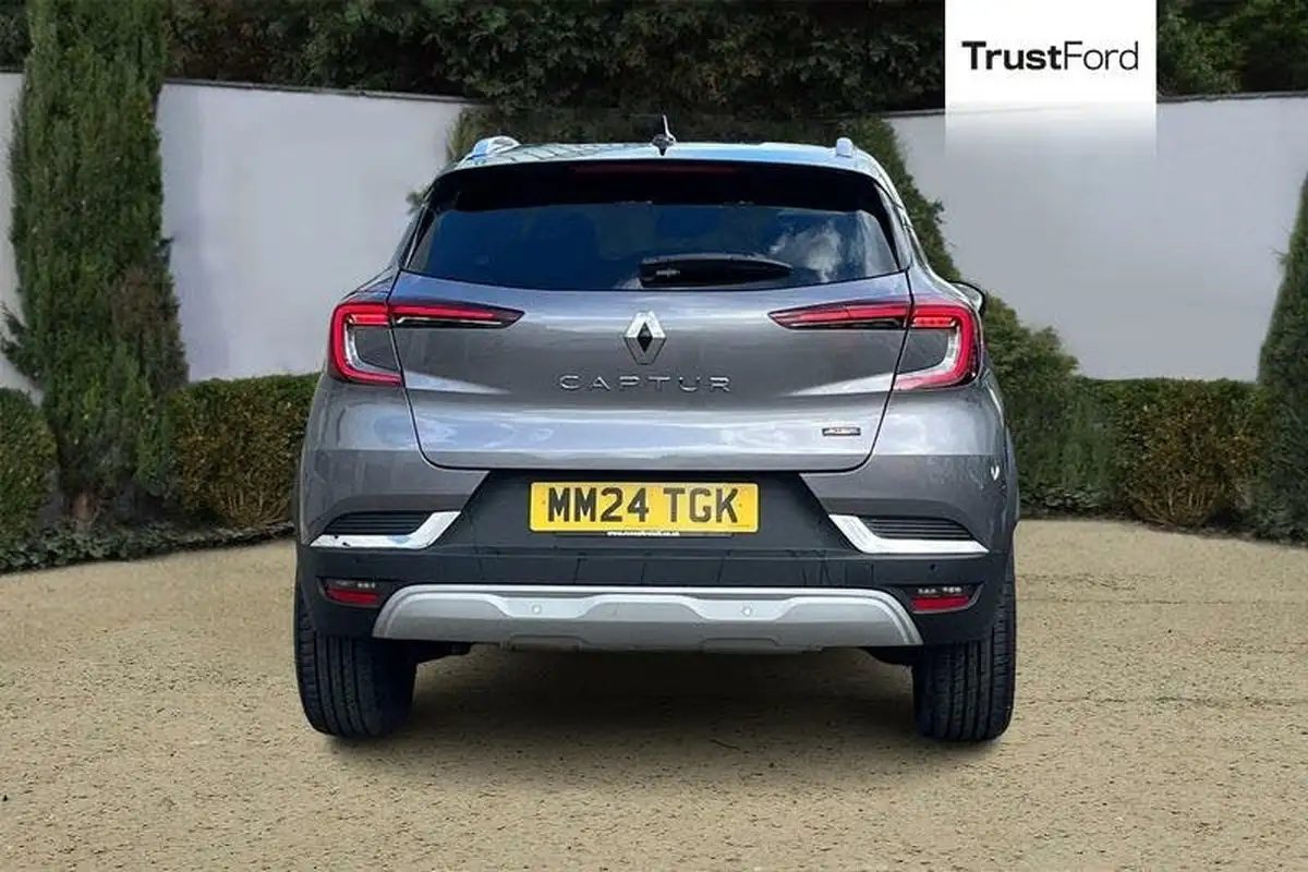 2024-renault-captur-16-techno-145ps-full-big-6