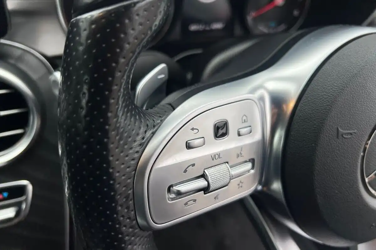 2020-mercedes-benz-c-class-15-c200-amg-line-ss-coupe-2d-big-35