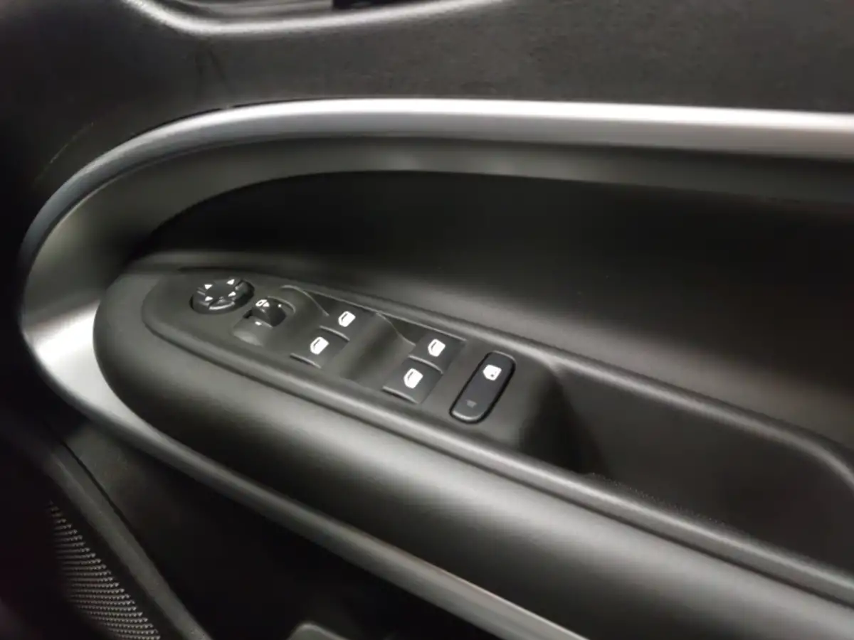 2019-dacia-sandero-stepway-09-tce-comfort-big-16