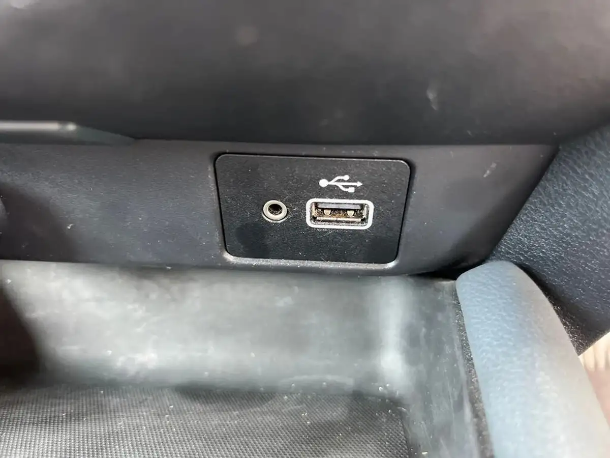 2022-nissan-juke-10-dig-t-n-connecta-big-25