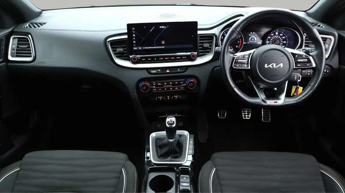 2023-kia-xceed-15-t-gdi-gt-line-158bhp-big-17