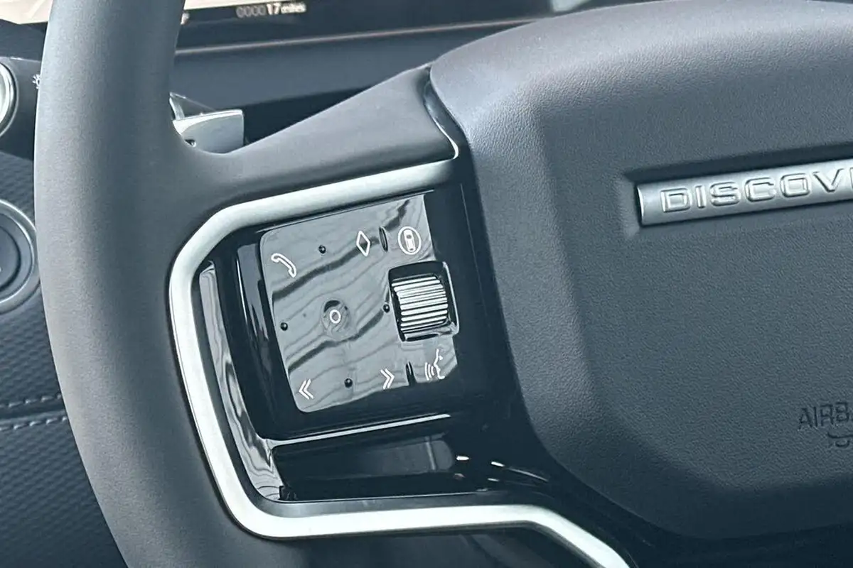2024-land-rover-discovery-sport-20-d200-dynamic-se-big-42