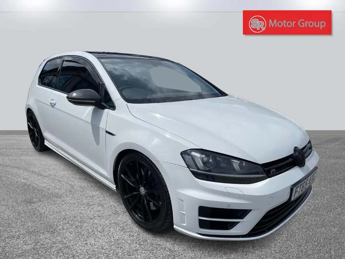 2016-volkswagen-golf-20-tsi-r-4x4-bmtss-hatchback-3d-dsg-big-0