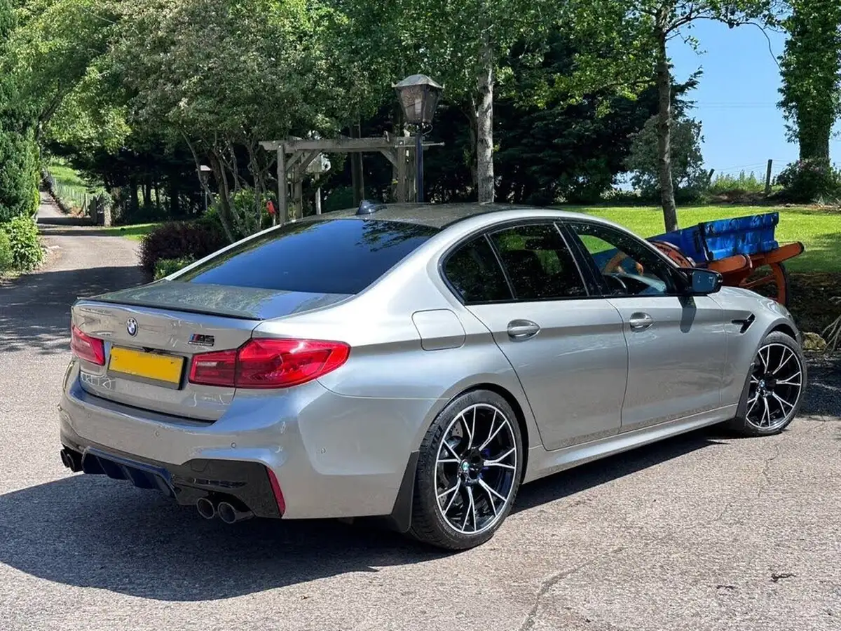 2019-bmw-5-series-44-m5-competition-big-31