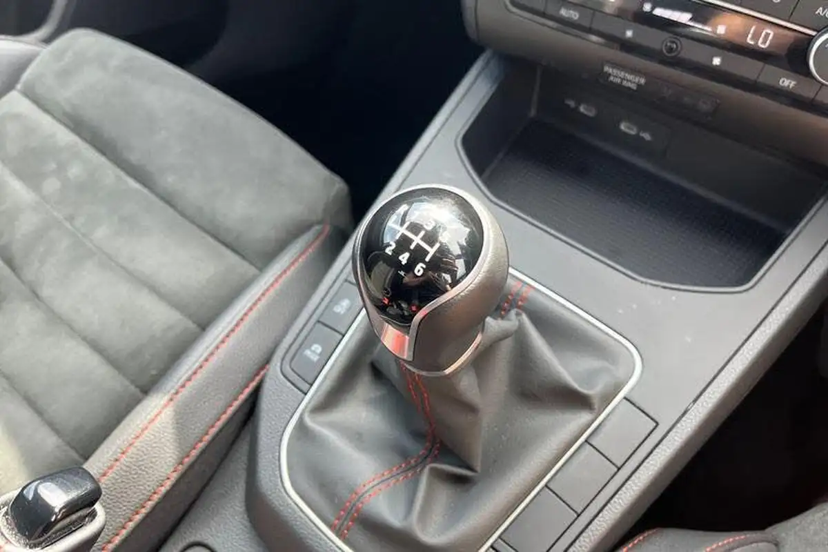 2023-seat-ibiza-10-tsi-fr-sport-110ps-big-39