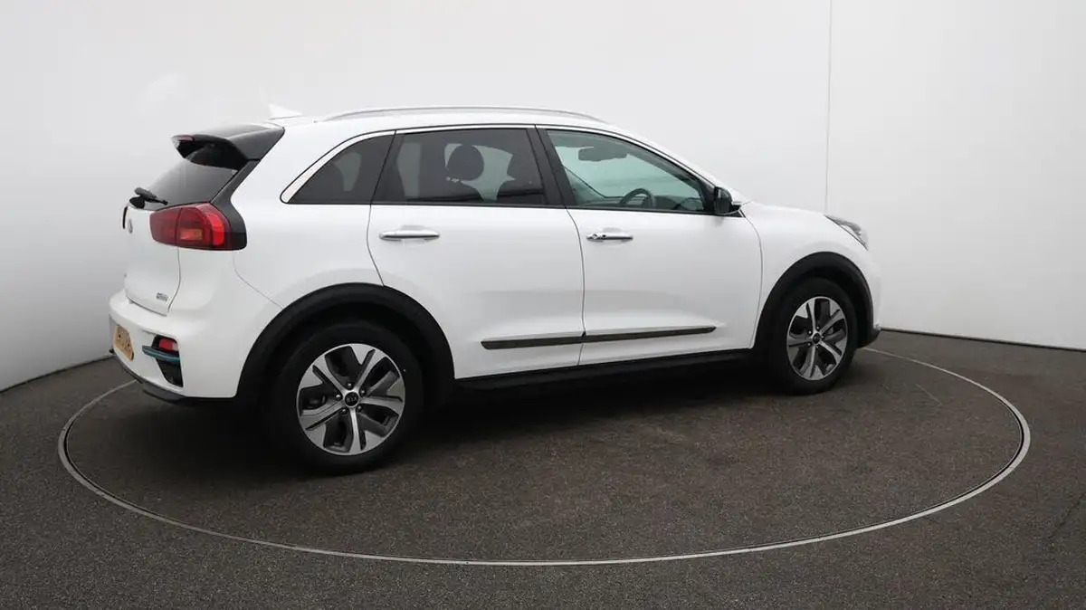 2020-kia-e-niro-ev-4-big-53