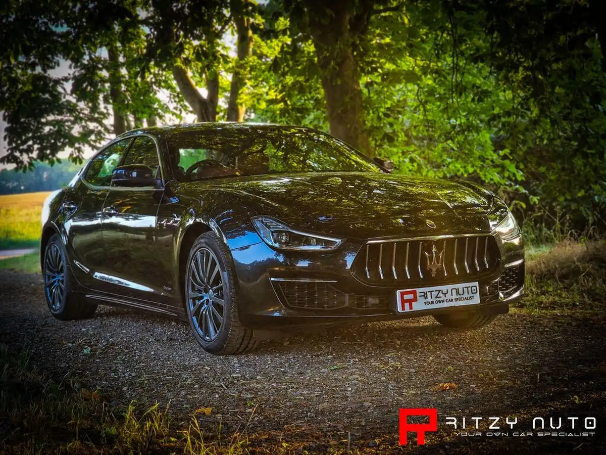 2017-maserati-ghibli-30-s-granlusso-ss-big-61