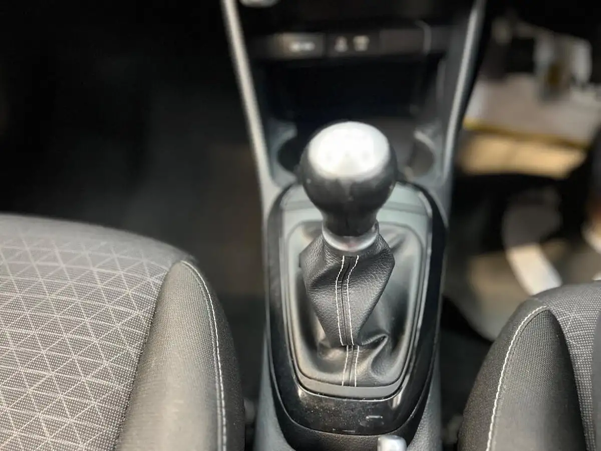 2018-kia-picanto-10-2-65bhp-adap-big-21