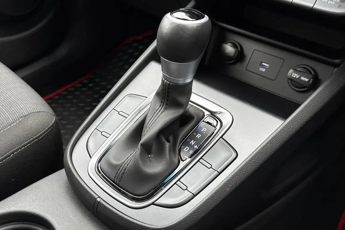 2022-hyundai-kona-16-gdi-se-connect-big-22