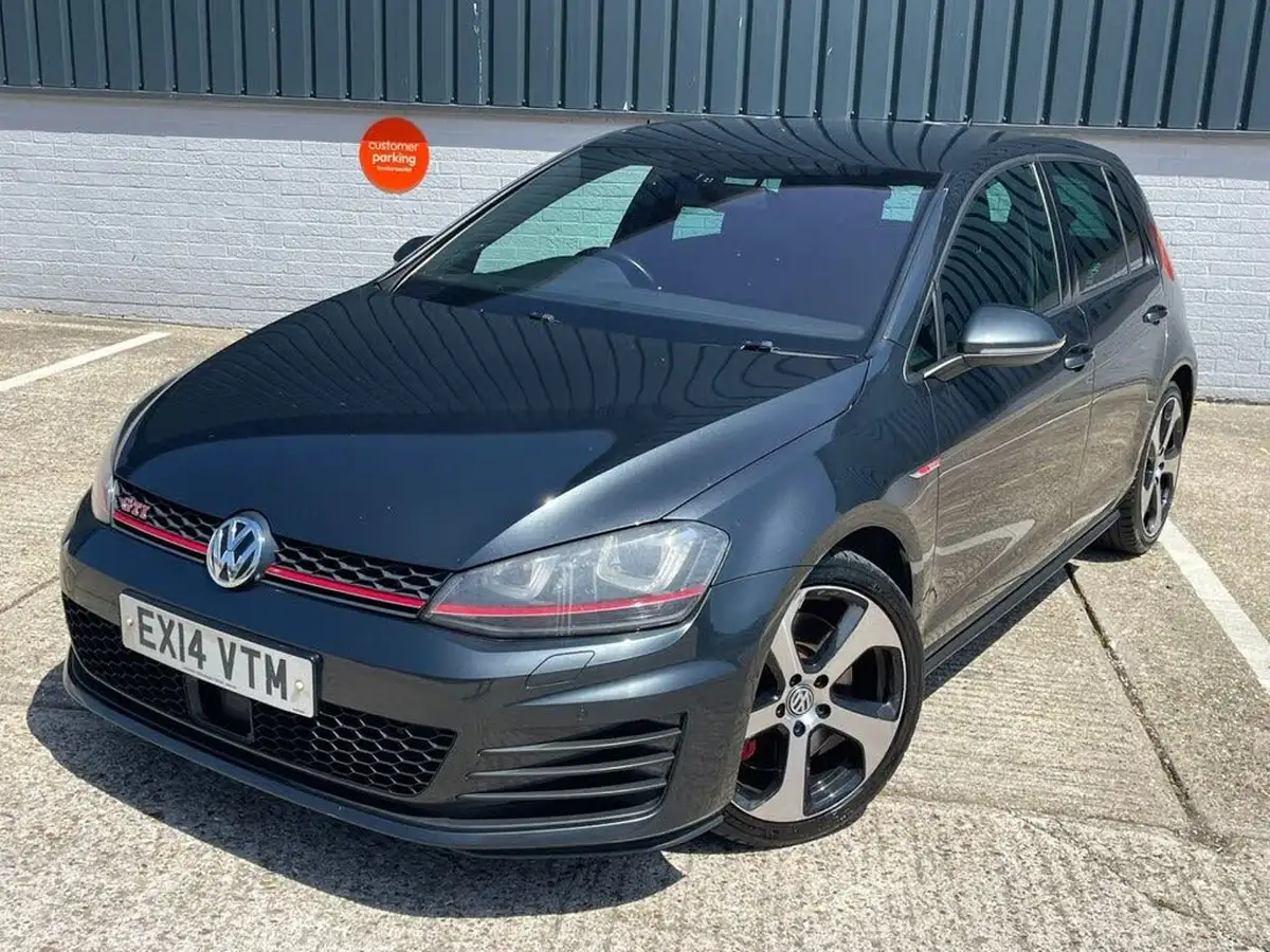 2014-volkswagen-golf-20-gti-230ps-performance-pk-hatchback-5d-dsg-big-56