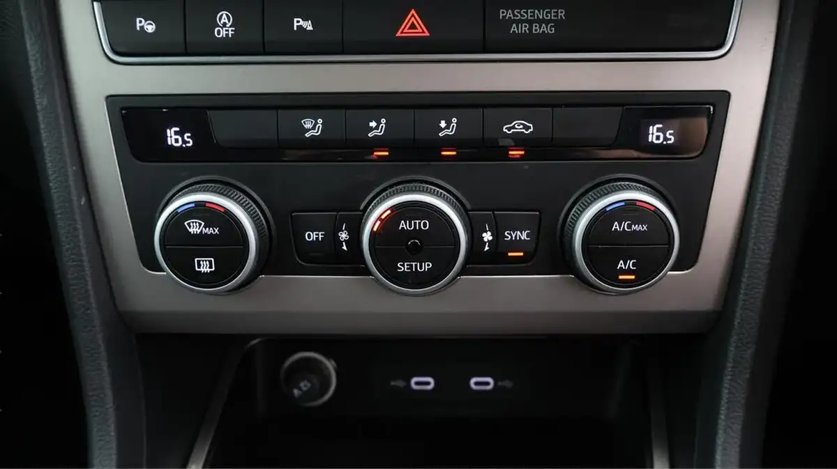 2022-seat-ateca-15-tsi-evo-xperience-dsg-big-12