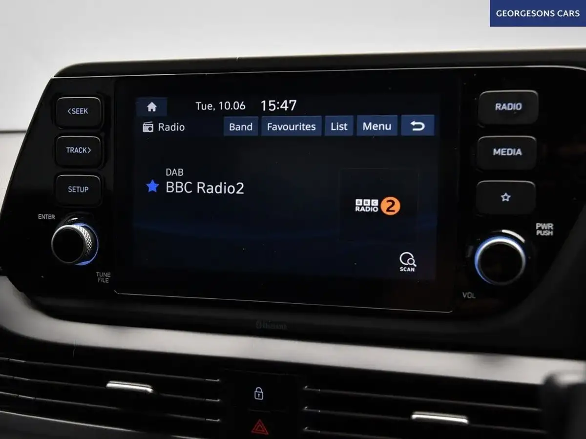 2022-hyundai-i20-10-t-gdi-se-connect-eclutch-imt-big-27