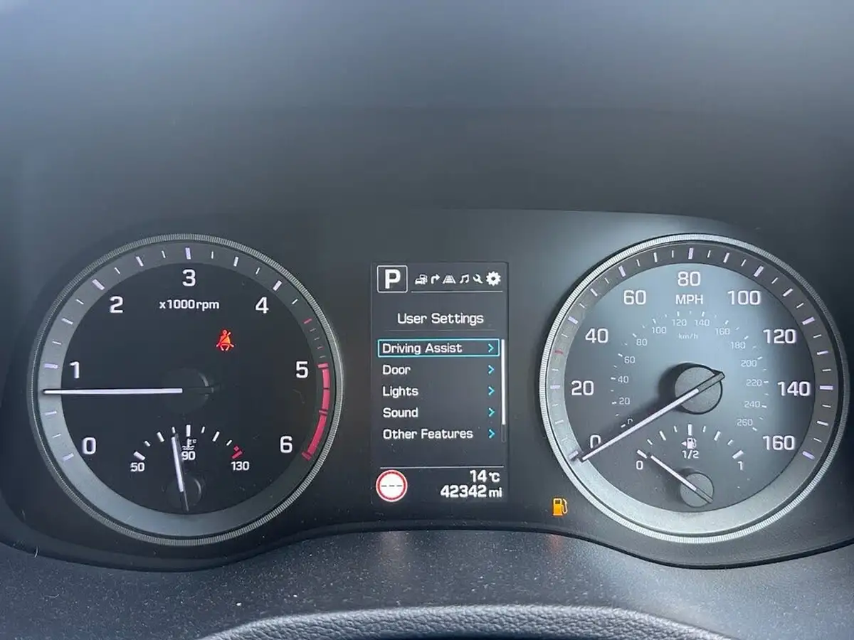 2018-hyundai-tucson-17crdi-blue-drive-premium-141ps-dct-big-11