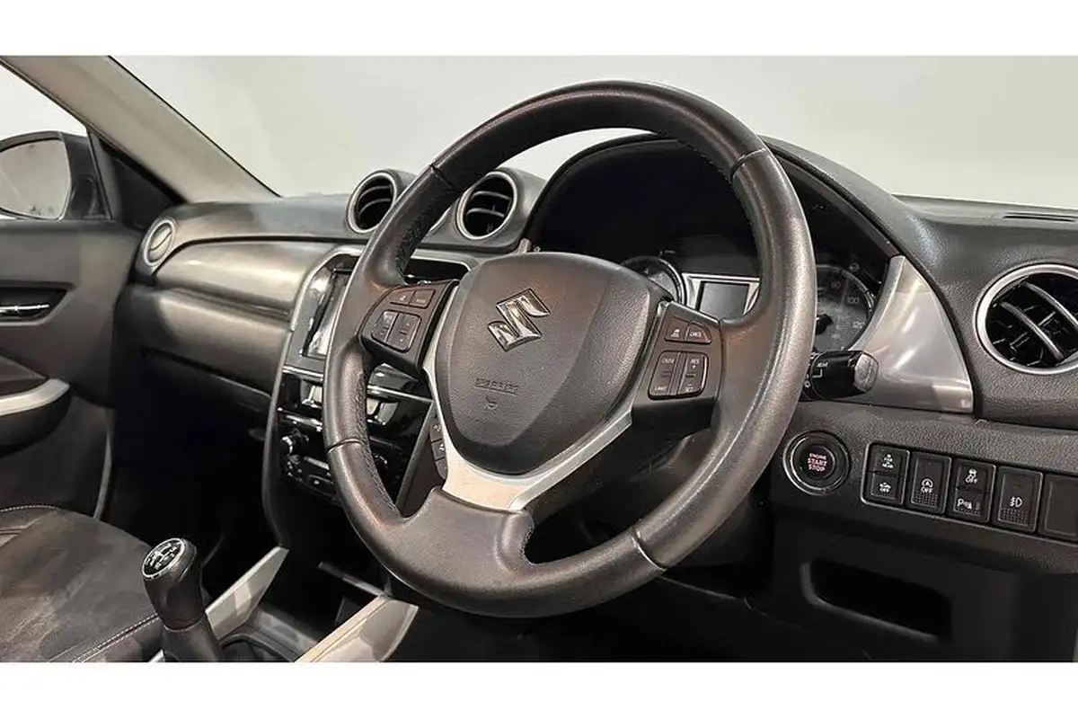 2018-suzuki-vitara-16-sz5-big-34