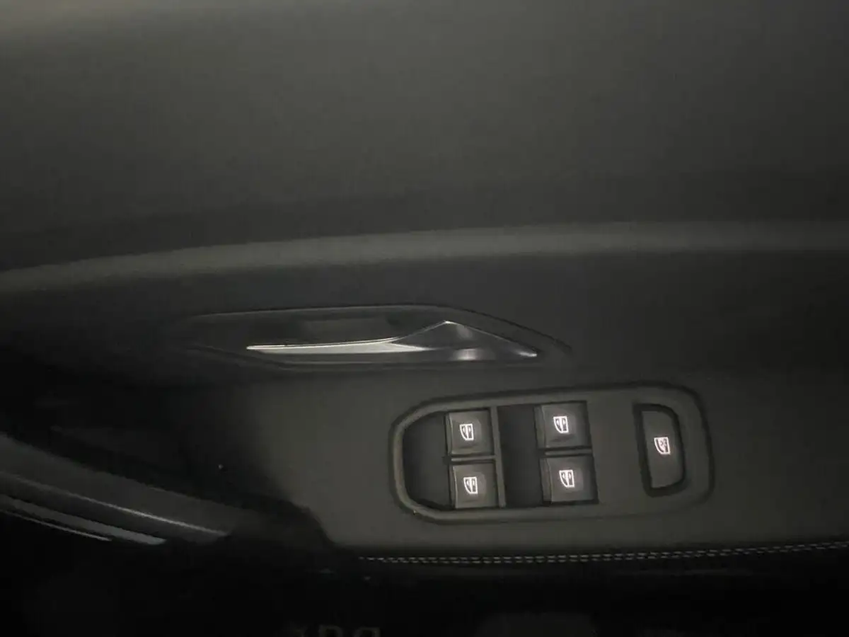 2020-dacia-duster-13-tce-prestige-130bhp-ss-big-24