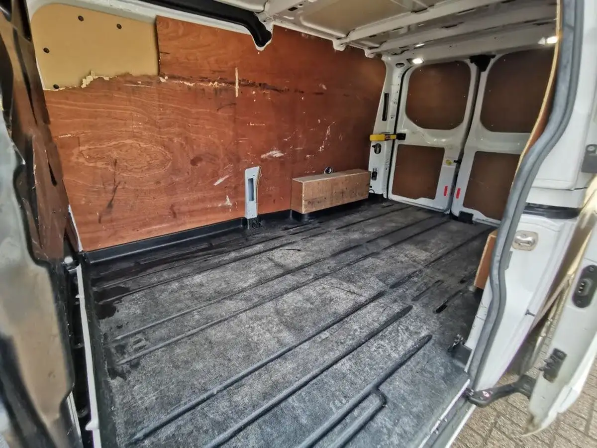 2019-ford-transit-custom-20tdci-300-l1h1-limited-130pseu6dt-panel-van-big-22