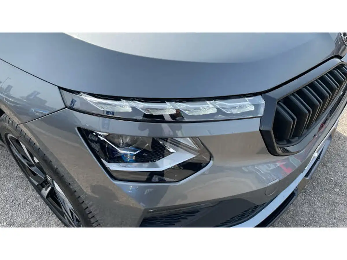 2024-skoda-kamiq-15-tsi-monte-carlo-big-38