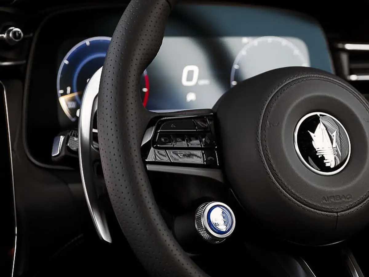 2025-maserati-grecale-20-modena-sport-big-15