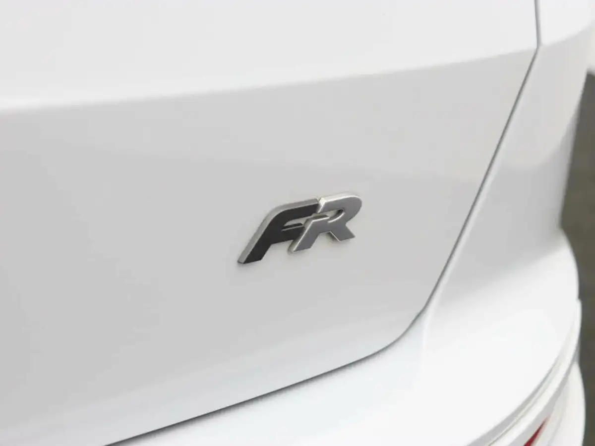 2024-seat-ateca-15-ecotsi-fr-big-54