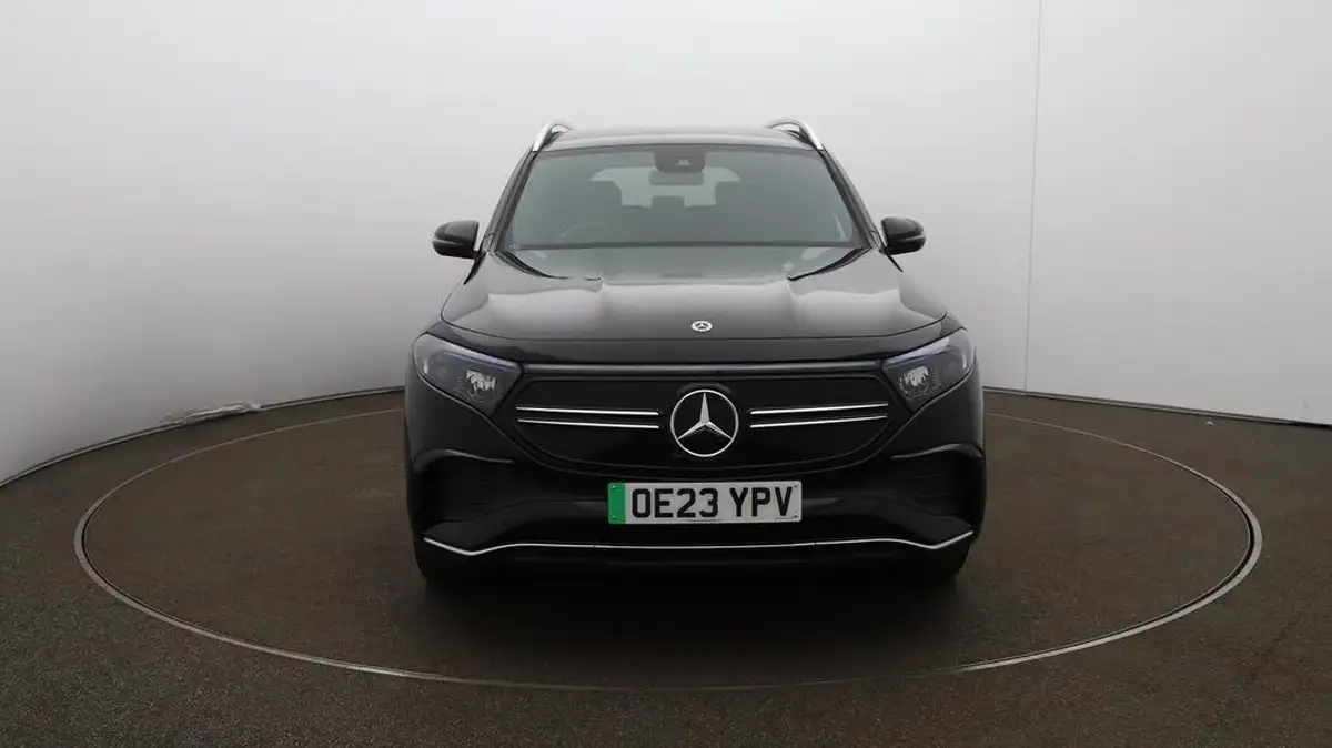 2023-mercedes-benz-eqb-e-300-amg-line-big-39