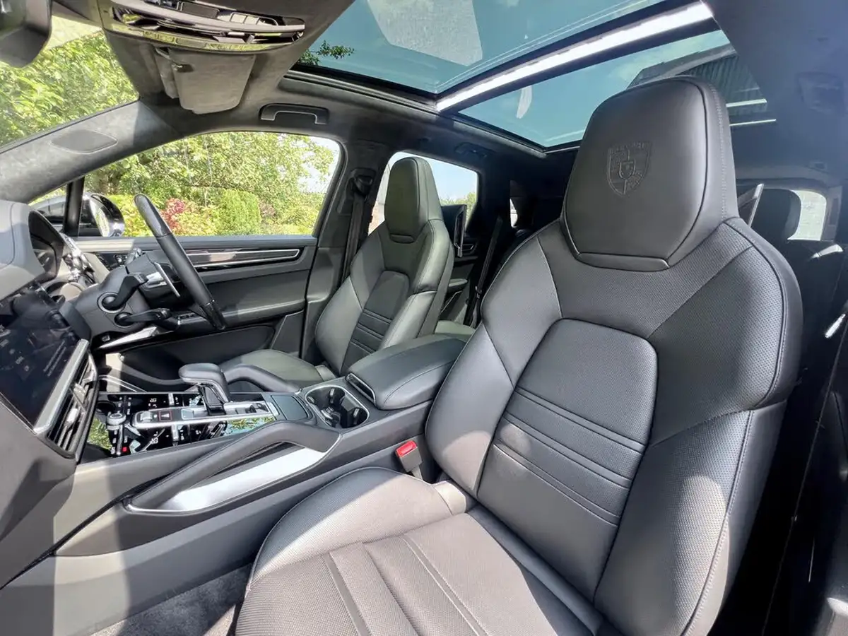 2020-porsche-cayenne-40-v8-turbo-station-wagon-big-10