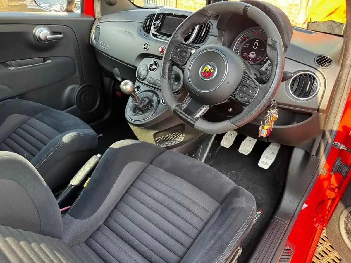 2017-abarth-595-14-tjet-competizione-big-53