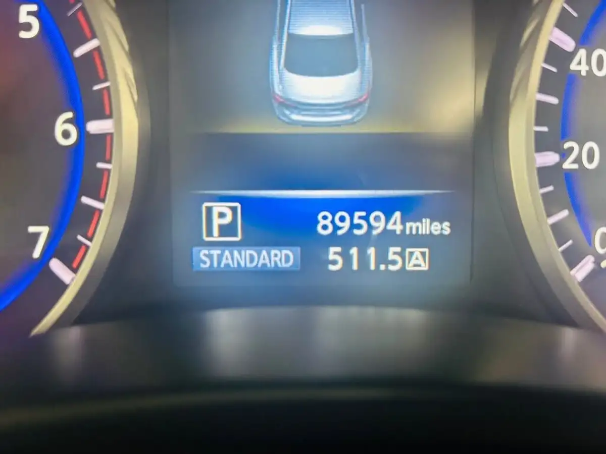 2015-infiniti-q50-22td-sport-170ps-auto-big-12