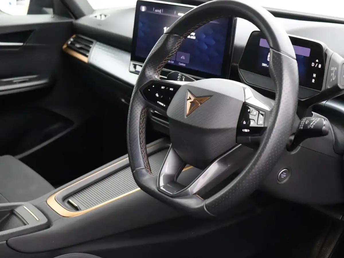 2022-cupra-born-e-v1-big-18