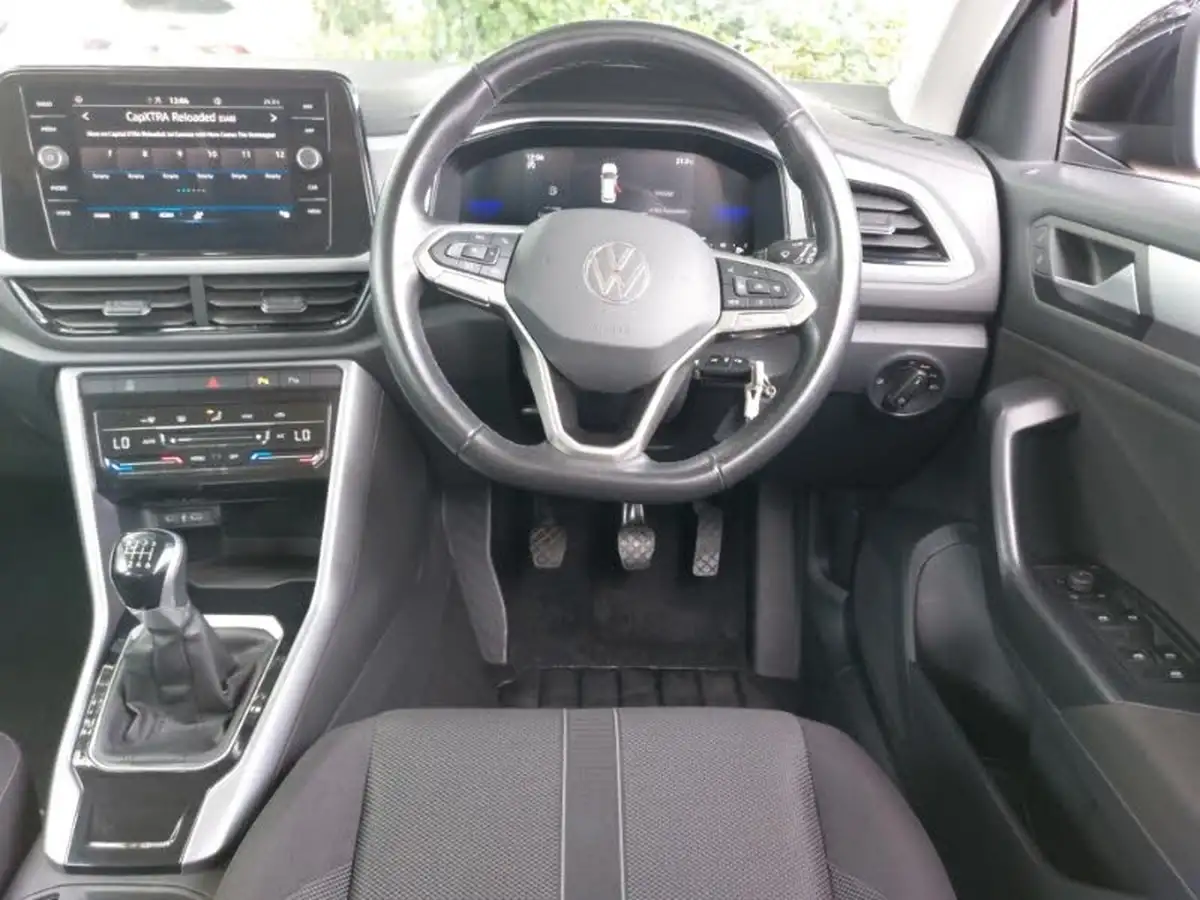 2024-volkswagen-t-roc-10-tsi-life-110ps-big-6