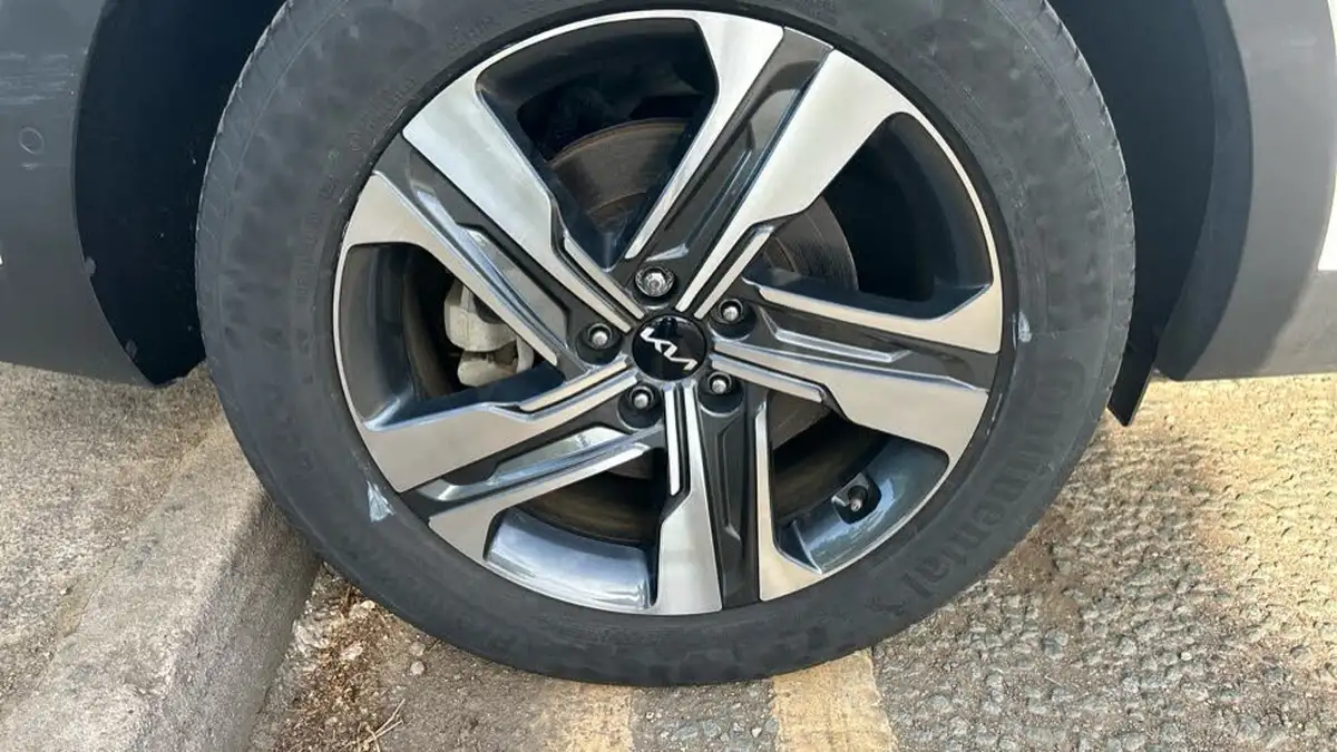 2023-kia-sorento-16-t-gdi-4-261bhp-phev-big-32
