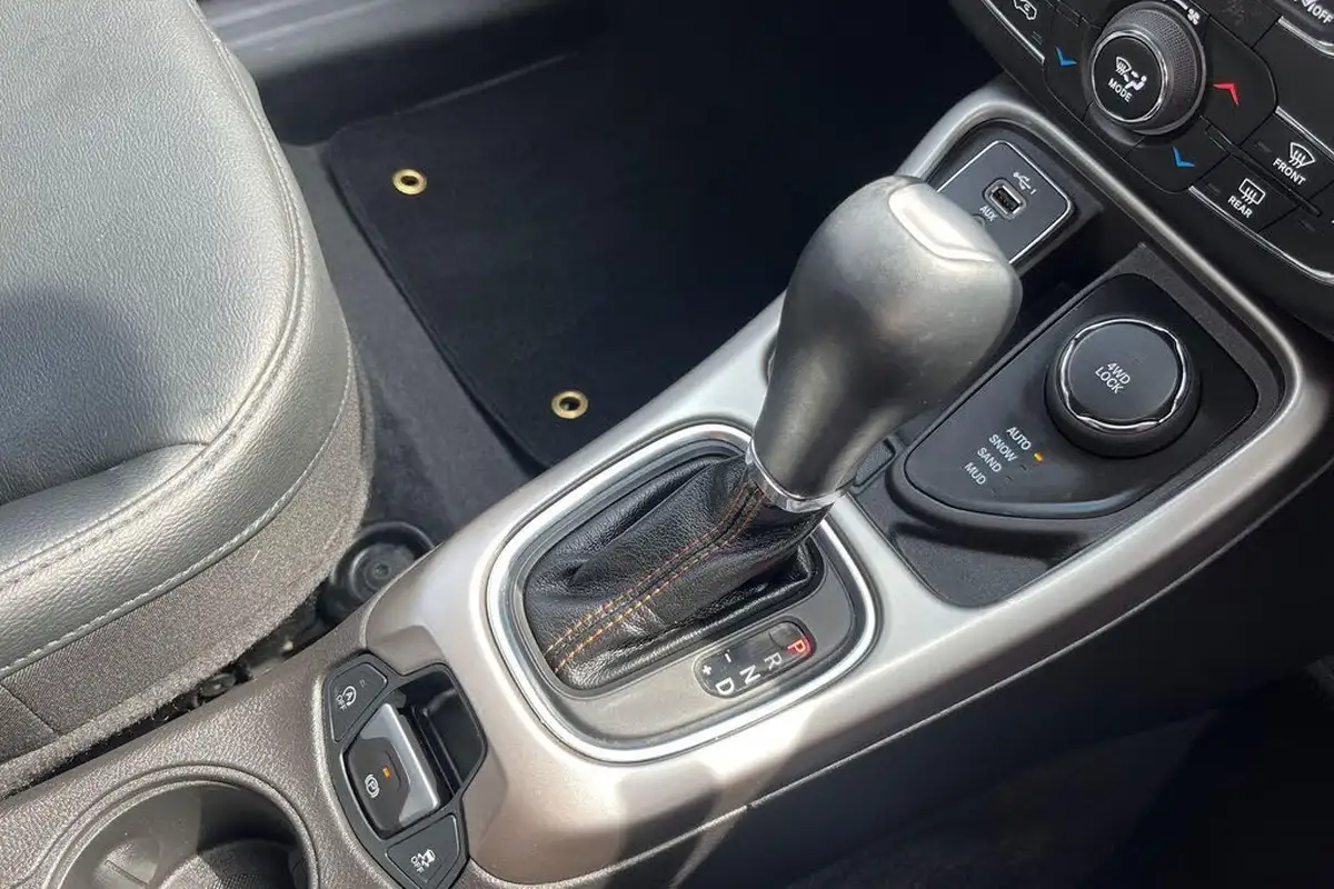 2021-jeep-compass-14-multiair-ii-longitude-168bhp-4x4-auto-big-29