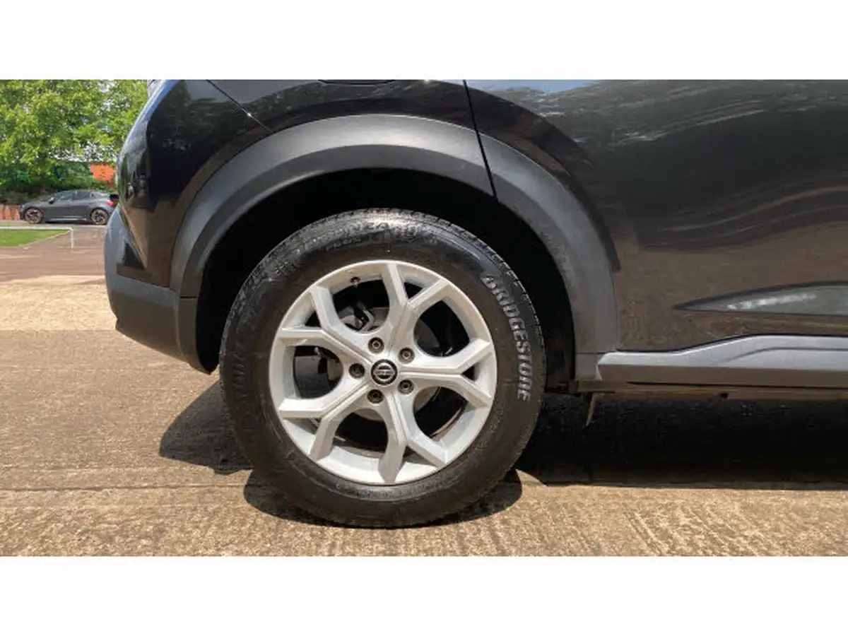 2021-nissan-juke-10-dig-t-n-connecta-big-6