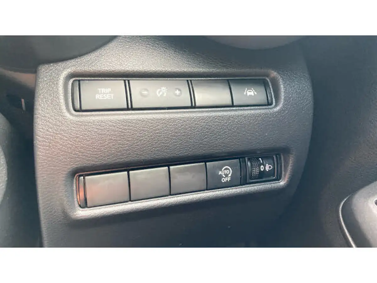 2021-nissan-juke-10-dig-t-n-connecta-big-30