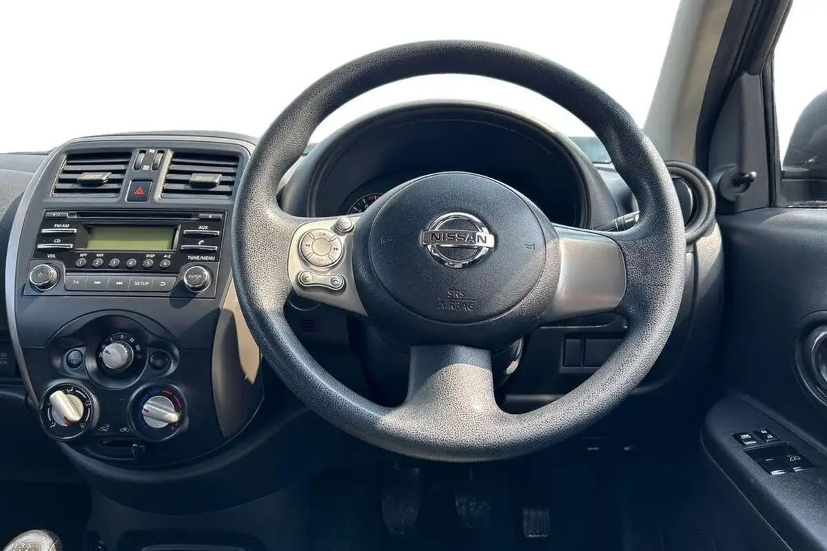 2014-nissan-micra-12-visia-80ps-big-14