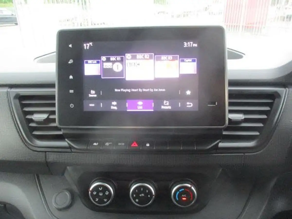 2023-renault-trafic-20dci-sl28-130-business-big-23