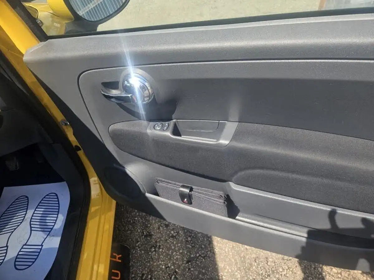 2015-fiat-500-12-lounge-ss-big-23