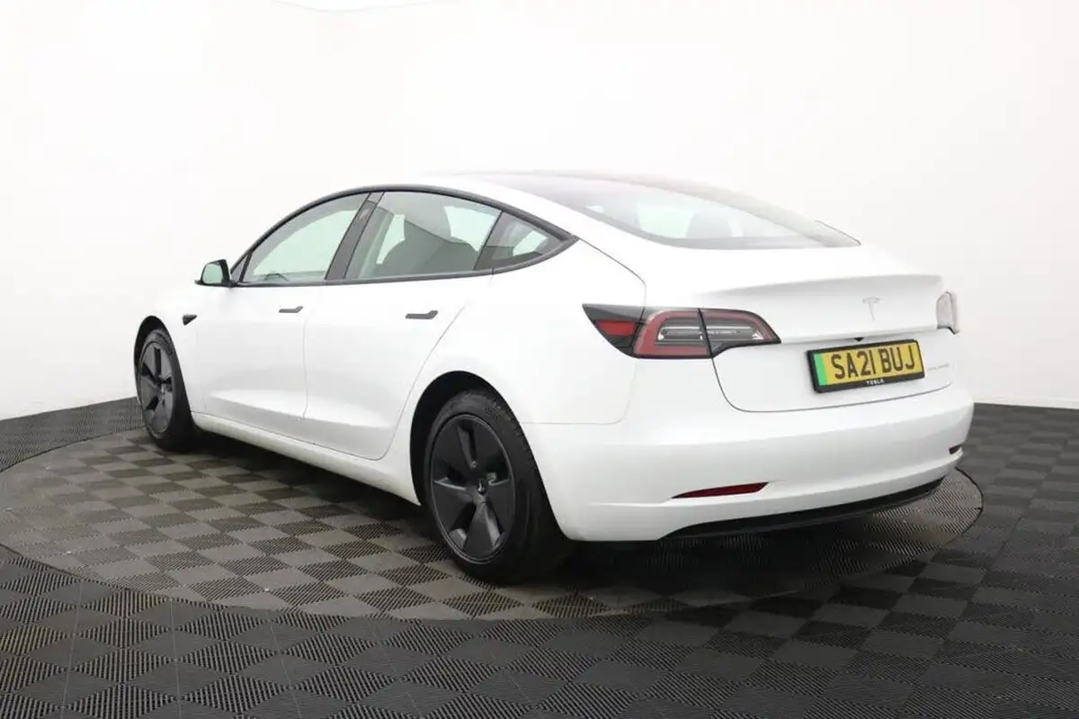 2021-tesla-model-3-e-long-range-4x4-big-6