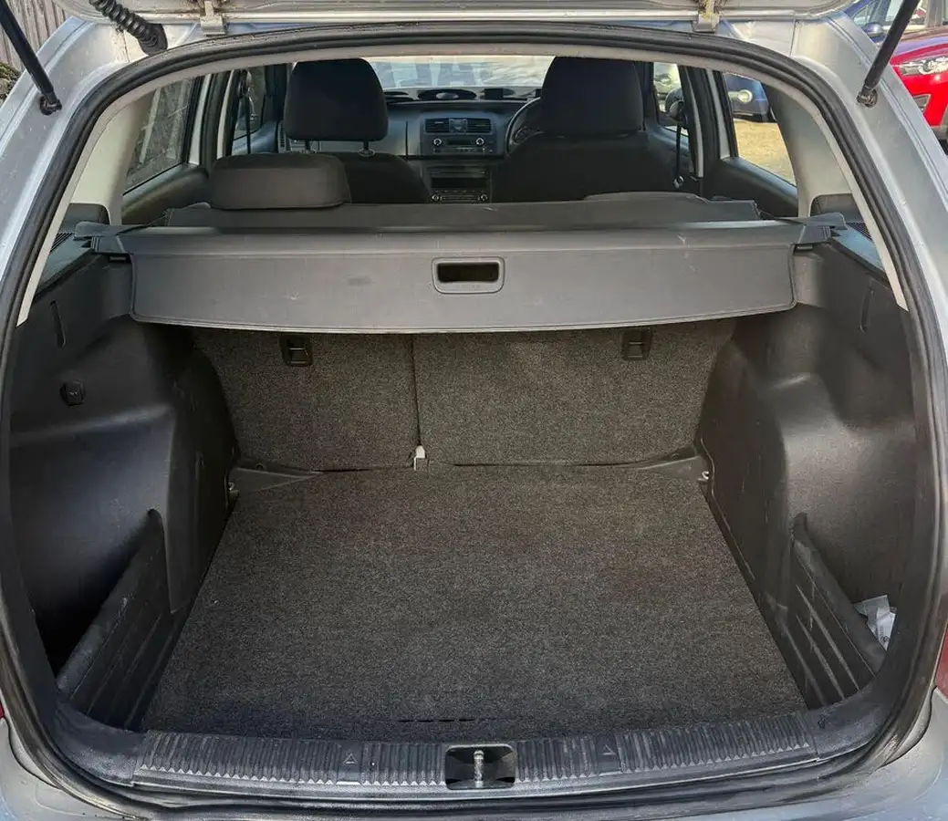 2014-skoda-fabia-16td-elegance-cr-105ps-estate-big-14