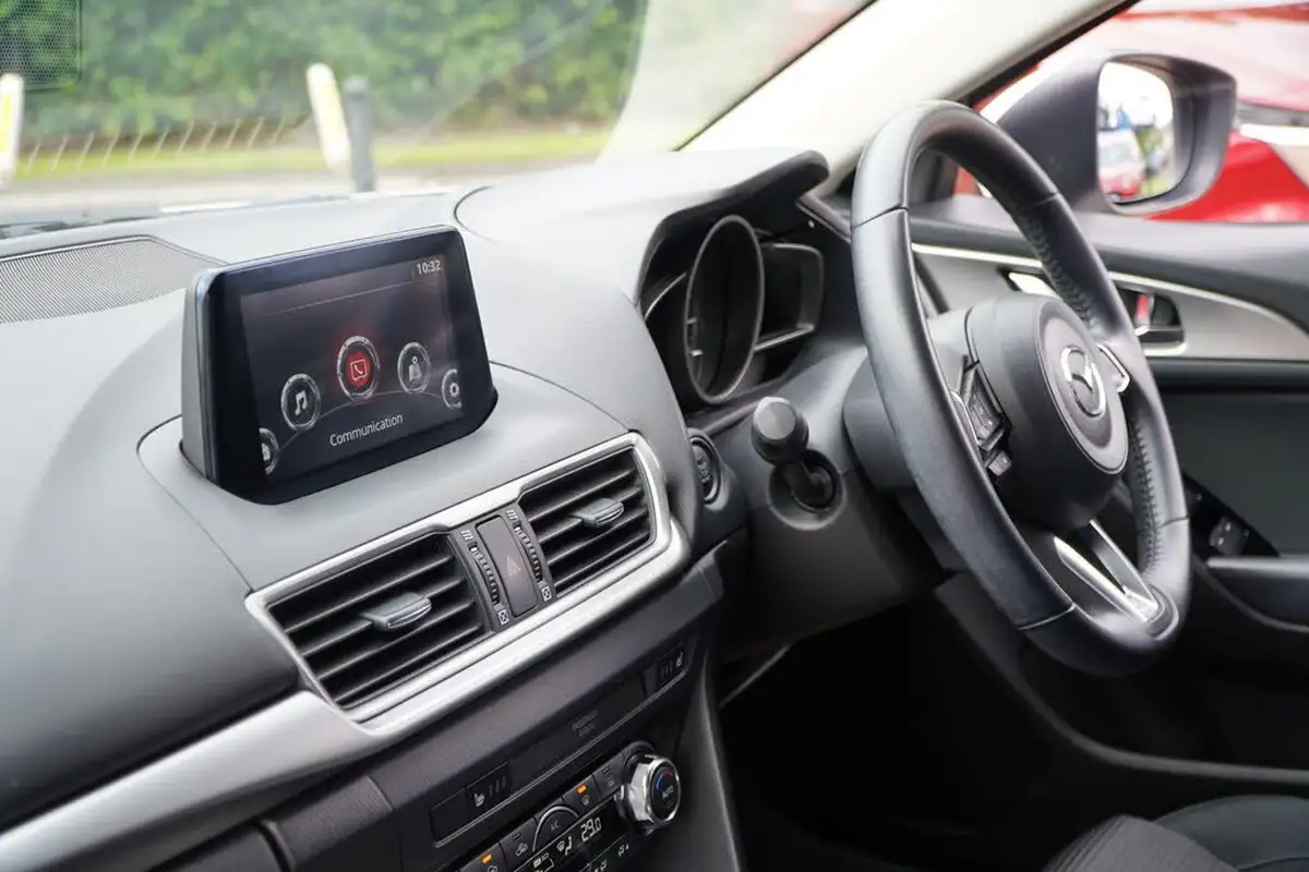 2017-mazda-mazda3-20-se-l-nav-hatchback-5d-big-16