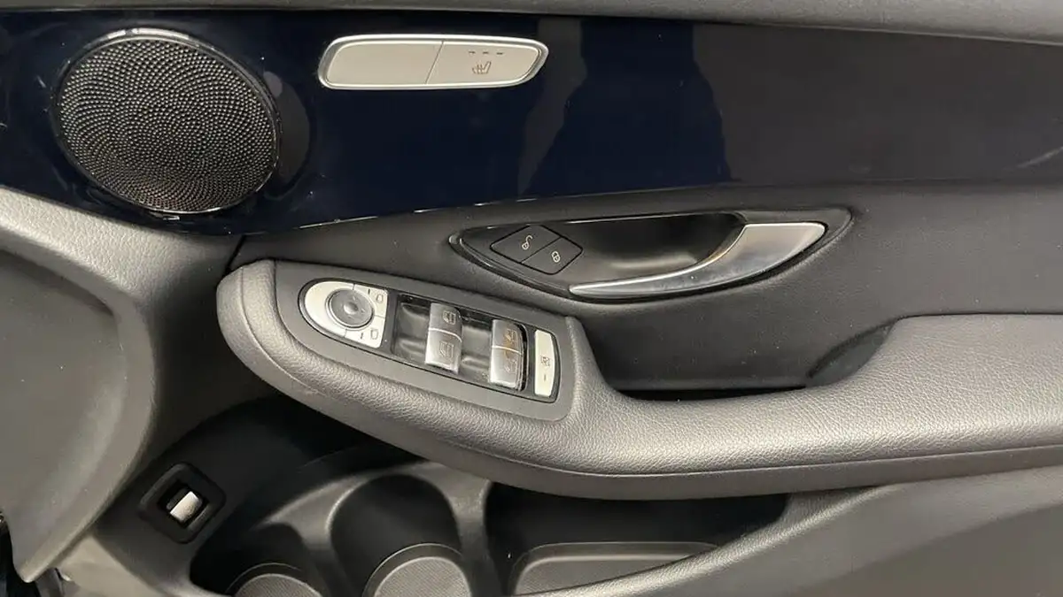 2019-mercedes-benz-glc-class-21d-glc220d-urban-edition-big-21