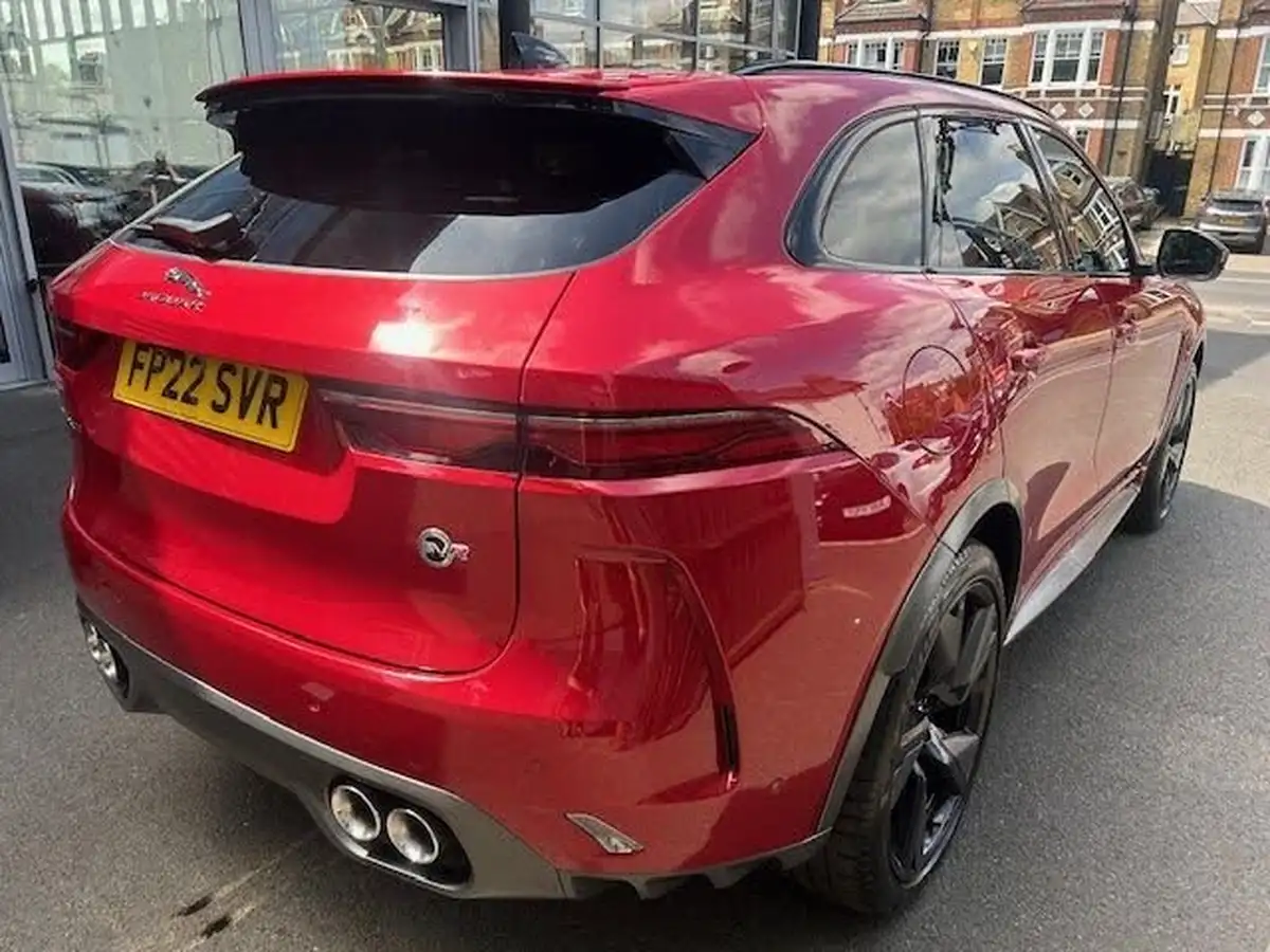 2022-jaguar-f-pace-50-v8-p550-svr-big-8