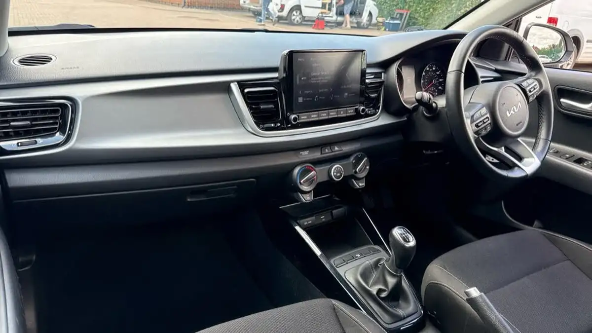 2022-kia-rio-10-t-gdi-2-big-2
